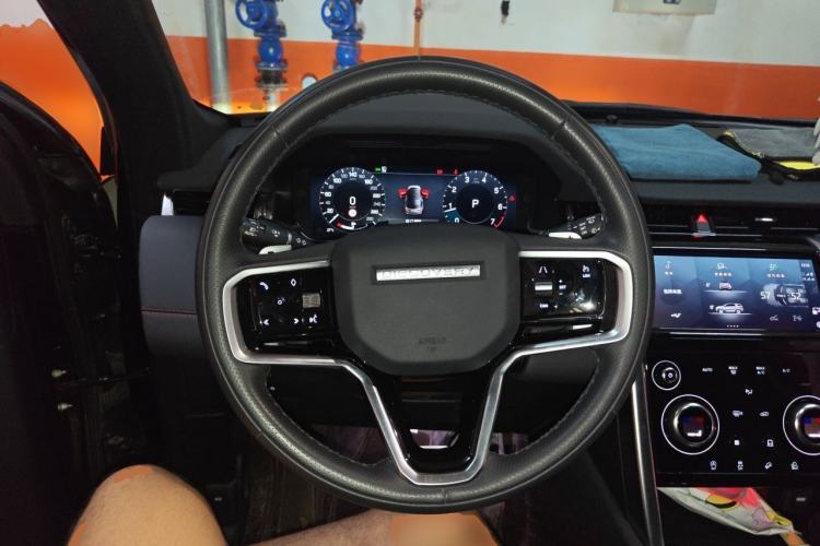 Used Land Rover Discovery Sport 2023 249 PS R-Dynamic S Performance Edition Steering Wheel