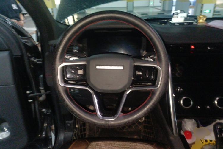Used Land Rover Discovery Sport 2023 249 PS R-Dynamic SE Performance Tech Edition Steering Wheel