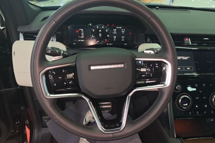 Used Land Rover Discovery Sport 2023 249 PS R-Dynamic SE Performance Tech Edition Steering Wheel