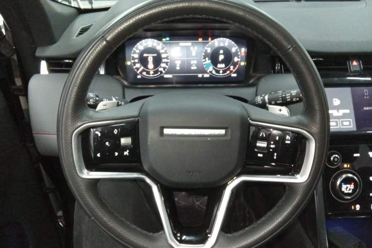 Used Land Rover Discovery Sport 2023 249 PS R-Dynamic S Performance Edition Steering Wheel