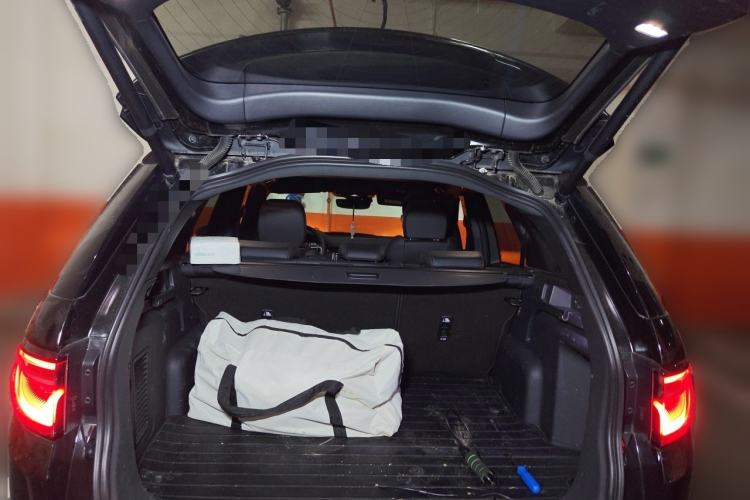 Used Land Rover Discovery Sport 2023 249 PS R-Dynamic S Performance Edition Trunk