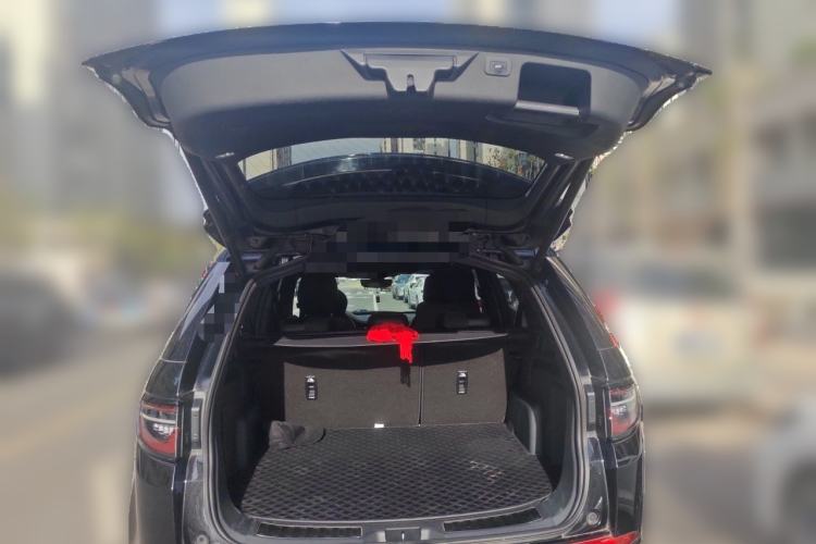 Used Land Rover Discovery Sport 2023 249 PS R-Dynamic S Performance Edition Trunk