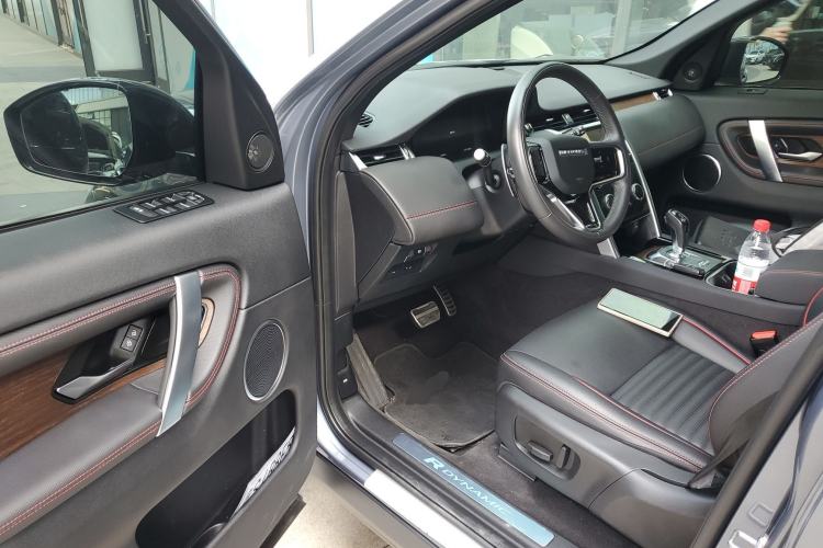 Used Land Rover Discovery Sport 2023 249 PS R-Dynamic S Performance Edition Driver Seat