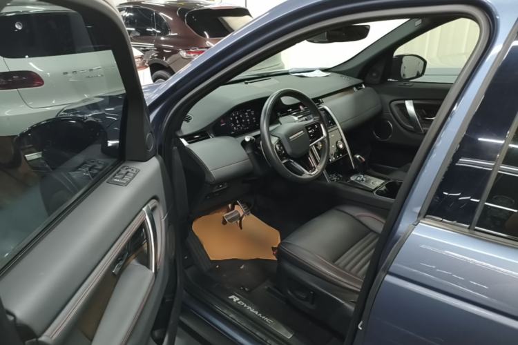 Used Land Rover Discovery Sport 2023 249 PS R-Dynamic S Performance Edition Driver Seat