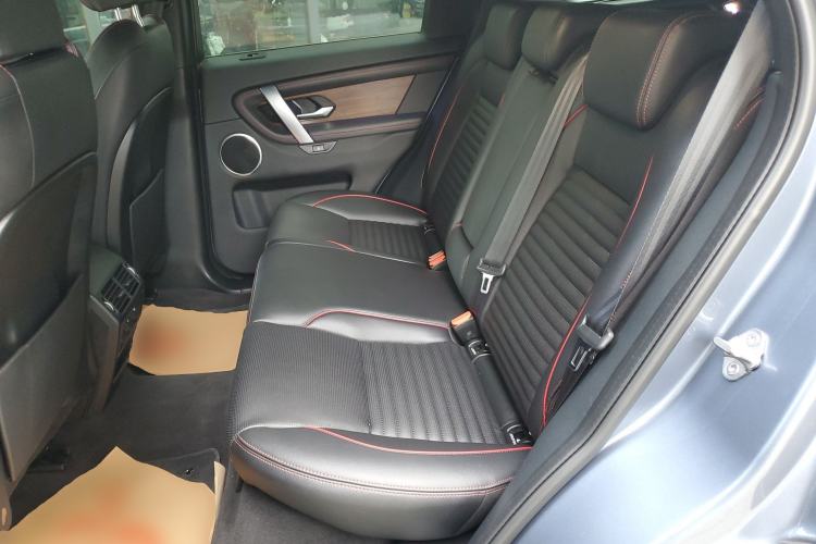 Used Land Rover Discovery Sport 2023 249 PS R-Dynamic S Performance Edition Left Rear Seat