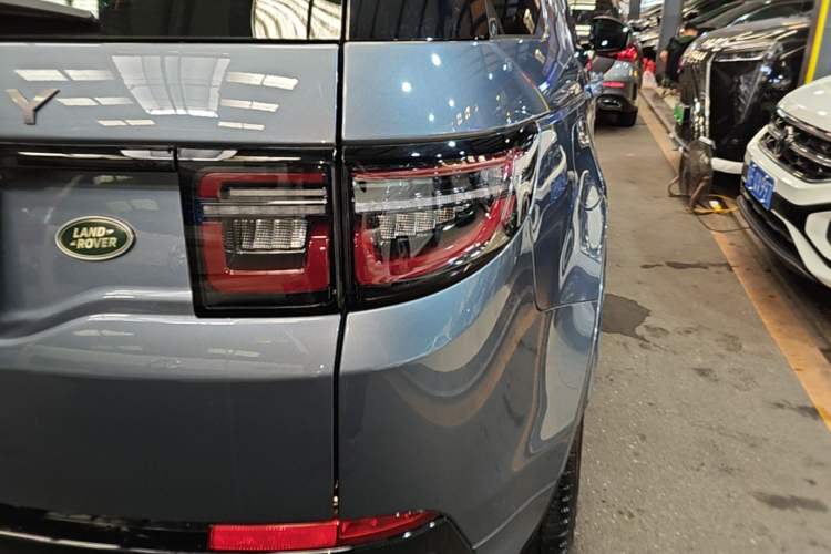 Used Land Rover Discovery Sport 2023 249 PS R-Dynamic S Performance Edition Right Rear Taillight