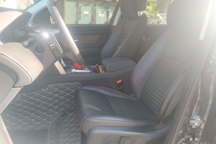 Used Land Rover Discovery Sport 2023 249 PS R-Dynamic S Performance Edition Left Front Seat
