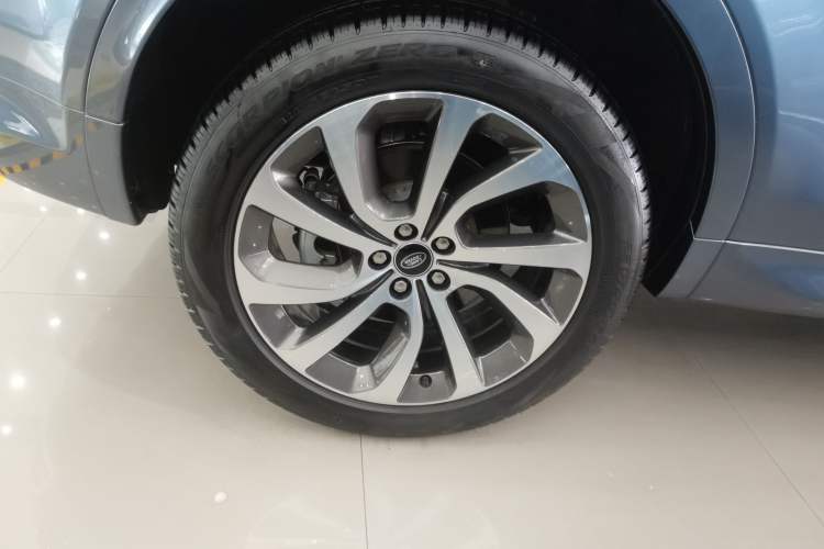 Used Land Rover Discovery Sport 2023 249 PS R-Dynamic S Performance Edition Exterior 5