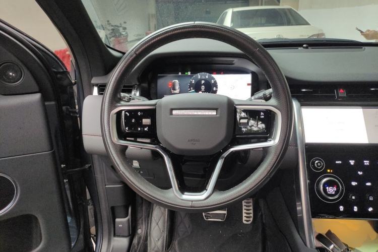 Used Land Rover Discovery Sport 2023 249 PS R-Dynamic S Performance Edition Steering Wheel