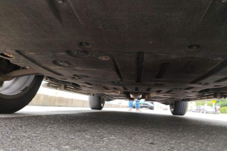 Used Land Rover Discovery Sport 2023 249 PS R-Dynamic S Performance Edition Chassis Front