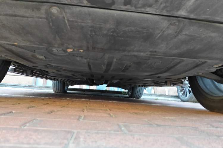 Used Land Rover Discovery Sport 2023 249 PS R-Dynamic S Performance Edition Chassis Front