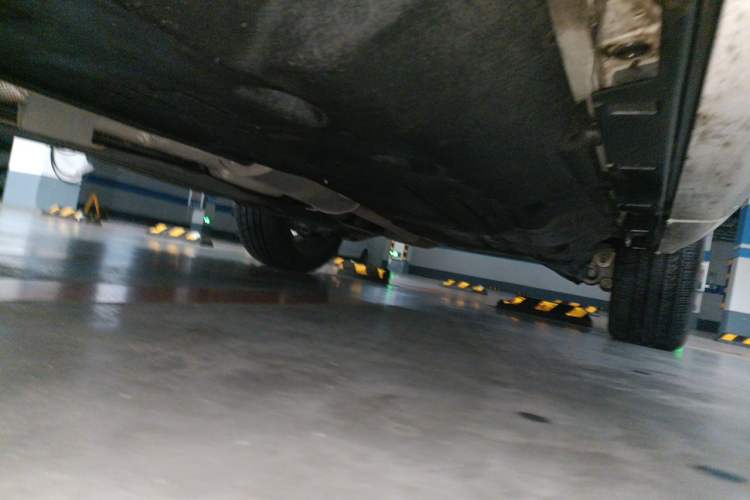 Used Land Rover Discovery Sport 2023 249 PS R-Dynamic SE Performance Tech Edition Chassis Front Left