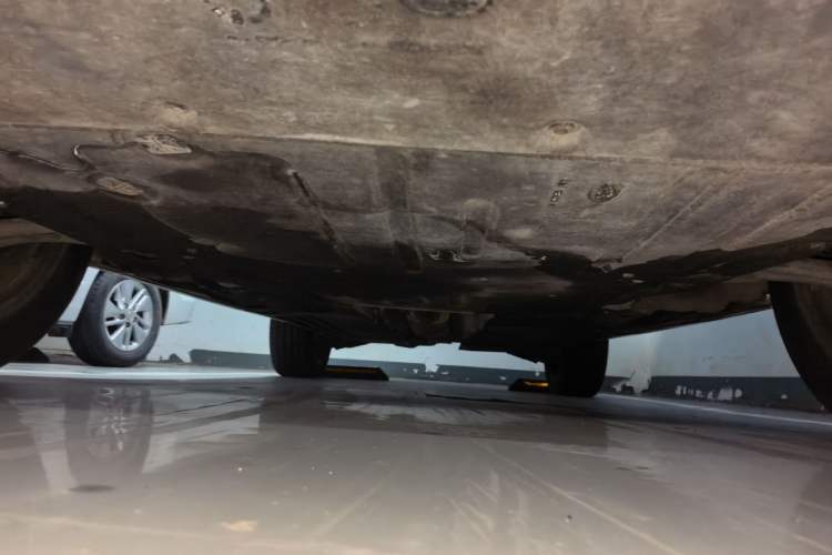 Used Land Rover Discovery Sport 2023 249 PS R-Dynamic SE Performance Tech Edition Chassis Front