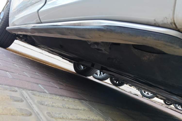 Used Land Rover Discovery Sport 2023 249 PS R-Dynamic S Performance Edition Chassis Rear Left