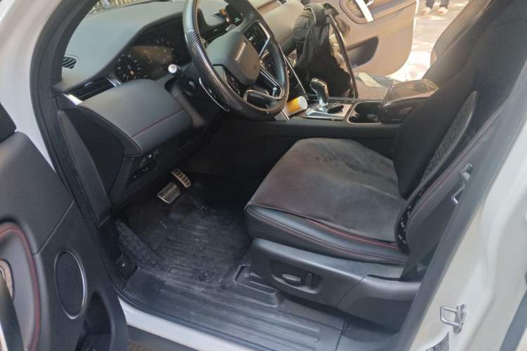 Used Land Rover Discovery Sport 2023 249 PS R-Dynamic S Performance Edition Driver Seat