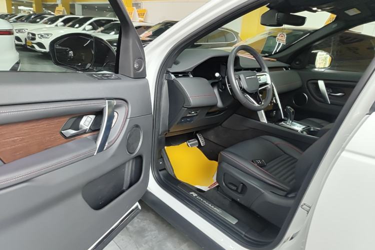 Used Land Rover Discovery Sport 2023 249 PS R-Dynamic S Performance Edition Driver Seat