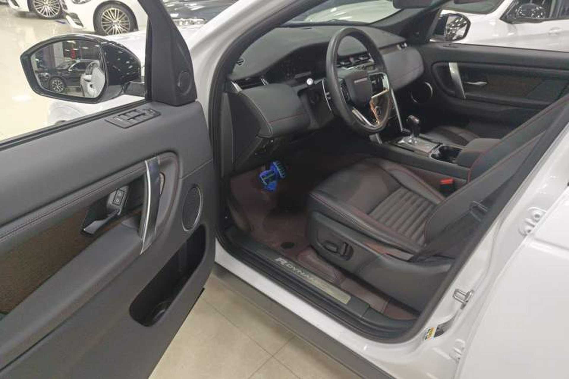 Used Land Rover Discovery Sport 2023 249 PS R-Dynamic S Performance Edition Driver Seat