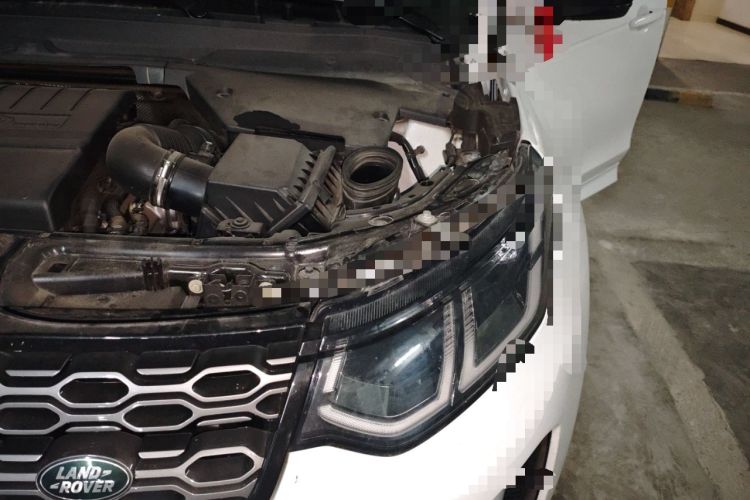 Used Land Rover Discovery Sport 2023 249 PS R-Dynamic S Performance Edition Engine Bay Left