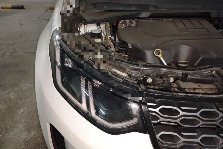 Used Land Rover Discovery Sport 2023 249 PS R-Dynamic S Performance Edition Engine Bay Right