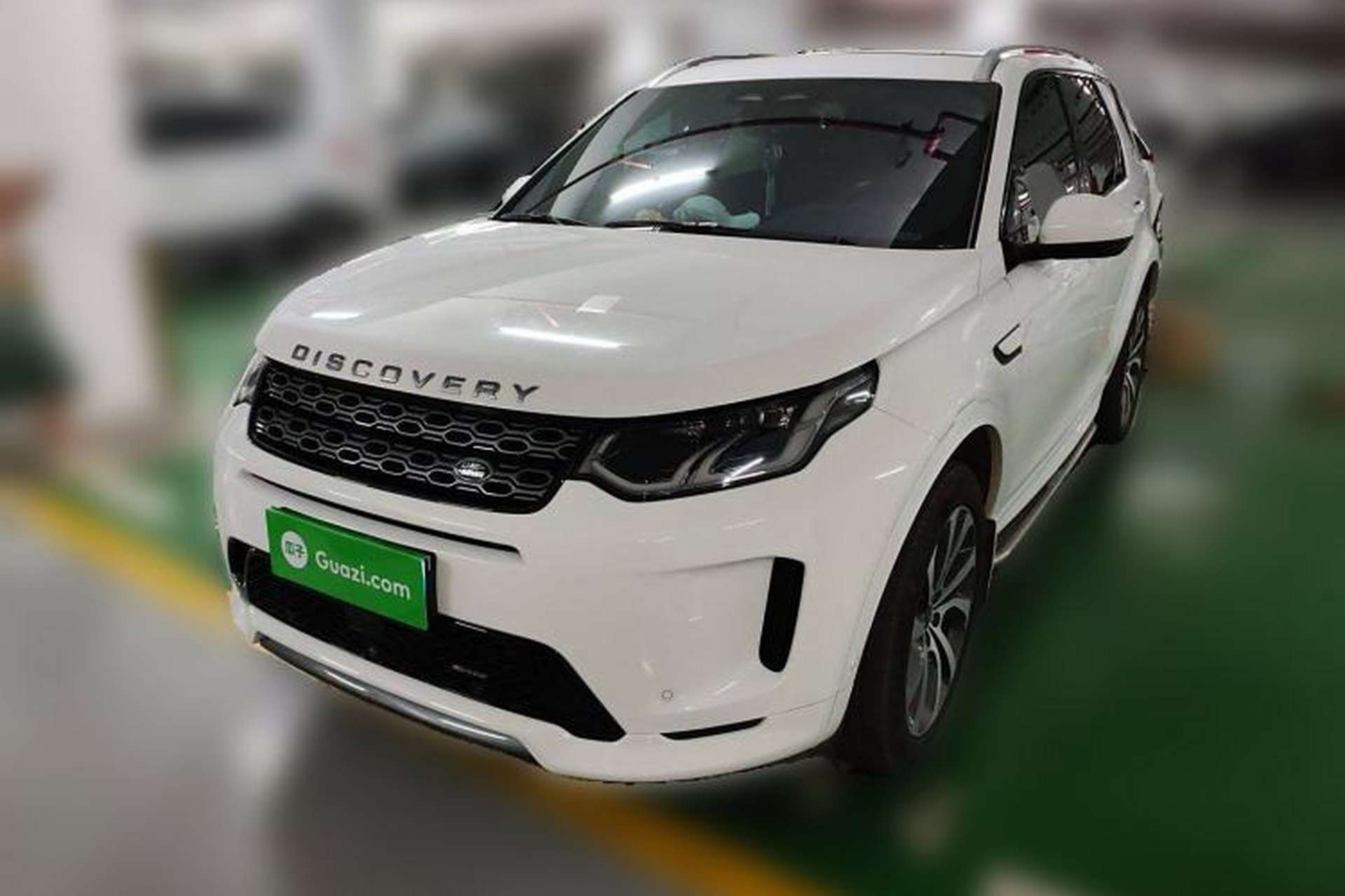 Used Land Rover Discovery Sport 2023 249 PS R-Dynamic HSE Luxury Custom Edition Front Left 45 Deg