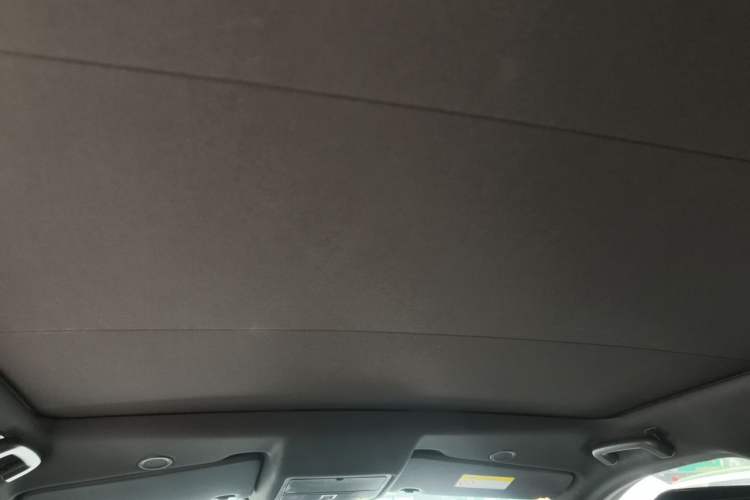 Used Land Rover Discovery Sport 2023 249 PS R-Dynamic S Performance Edition Headliner