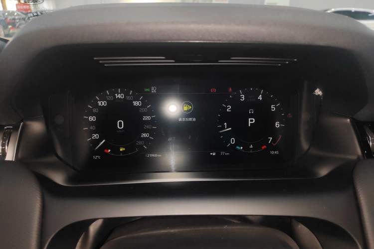 Used Land Rover Discovery Sport 2023 249 PS R-Dynamic SE Performance Tech Edition Instrument Cluster