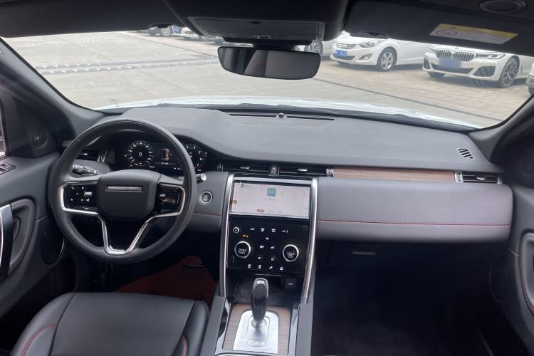 Used Land Rover Discovery Sport 2023 249 PS R-Dynamic S Performance Edition Interior 1