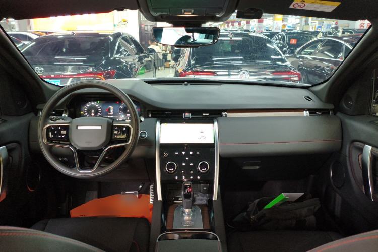 Used Land Rover Discovery Sport 2023 249 PS R-Dynamic S Performance Edition Interior 2