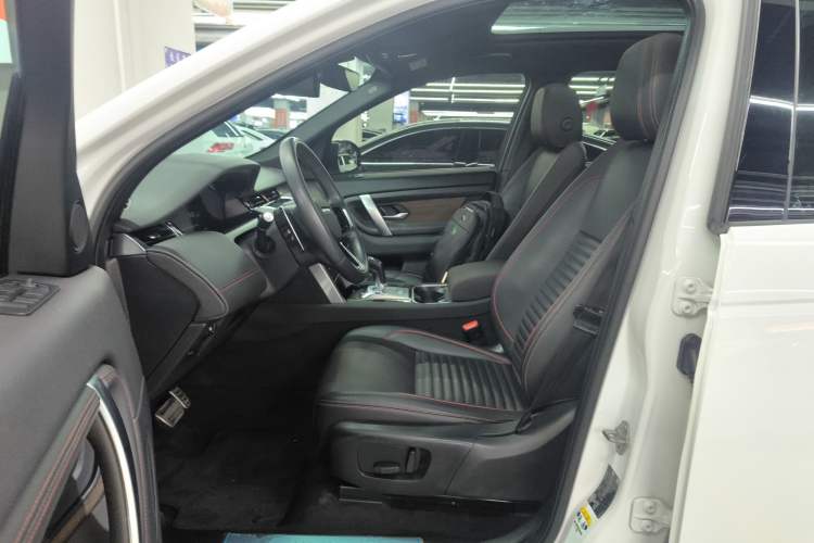 Used Land Rover Discovery Sport 2023 249 PS R-Dynamic S Performance Edition Left Front Seat