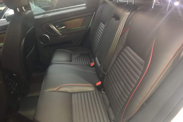 Used Land Rover Discovery Sport 2023 249 PS R-Dynamic S Performance Edition Left Rear Seat