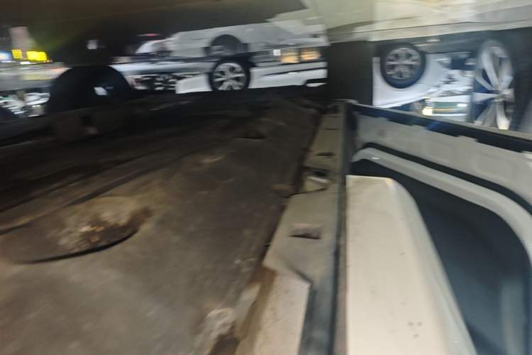 Used Land Rover Discovery Sport 2023 249 PS R-Dynamic S Performance Edition Left Side Sill