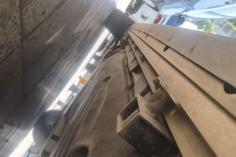 Used Land Rover Discovery Sport 2023 249 PS R-Dynamic S Performance Edition Left Side Sill