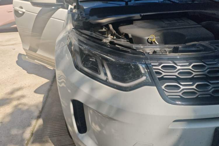 Used Land Rover Discovery Sport 2023 249 PS R-Dynamic S Performance Edition Right Front Headlight