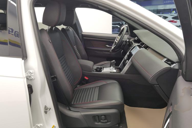 Used Land Rover Discovery Sport 2023 249 PS R-Dynamic SE Performance Tech Edition Right Front Seat