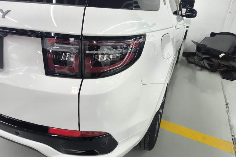 Used Land Rover Discovery Sport 2023 249 PS R-Dynamic S Performance Edition Right Rear Taillight