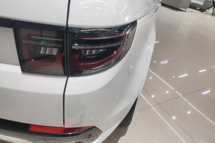Used Land Rover Discovery Sport 2023 249 PS R-Dynamic SE Performance Tech Edition Right Rear Taillight