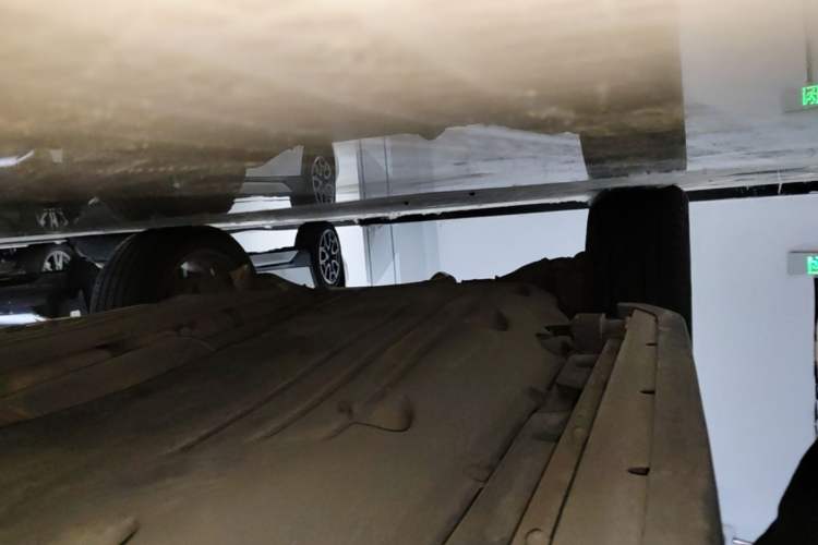 Used Land Rover Discovery Sport 2023 249 PS R-Dynamic SE Performance Tech Edition Right Side Sill