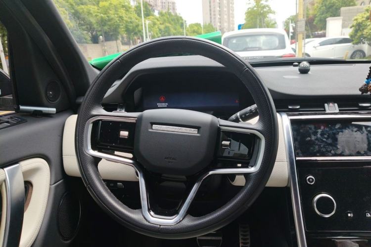 Used Land Rover Discovery Sport 2023 249 PS R-Dynamic S Performance Edition Steering Wheel