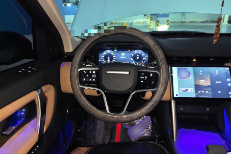Used Land Rover Discovery Sport 2023 249 PS R-Dynamic SE Performance Tech Edition Steering Wheel