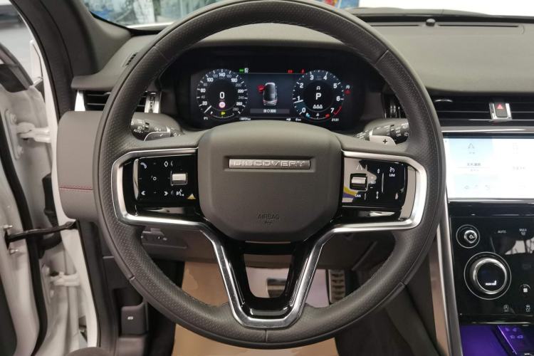 Used Land Rover Discovery Sport 2023 249 PS R-Dynamic SE Performance Tech Edition Steering Wheel