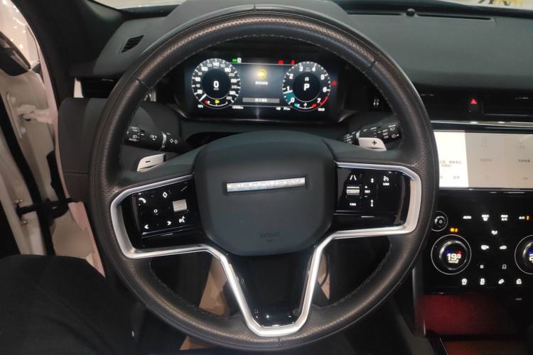 Used Land Rover Discovery Sport 2023 249 PS R-Dynamic SE Performance Tech Edition Steering Wheel