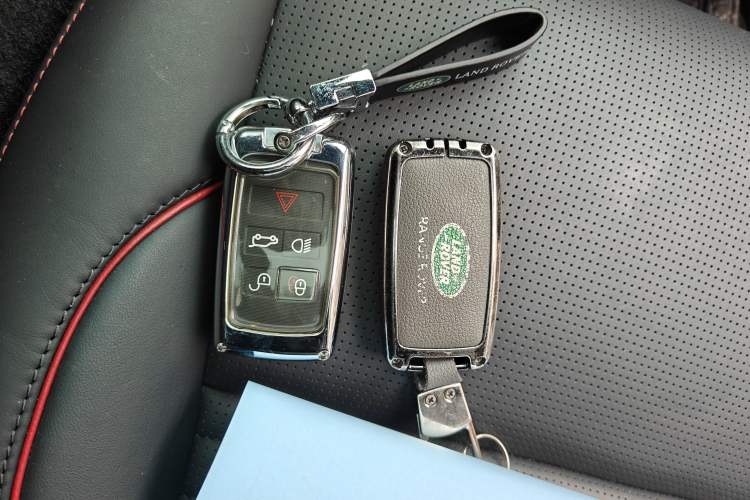 Used Land Rover Discovery Sport 2023 249 PS R-Dynamic HSE Luxury Custom Edition Vehicle Key