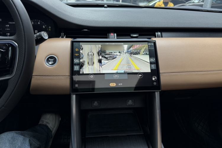 Used Land Rover Discovery Sport 2024 Luxury Custom Edition Audio And AC Panel