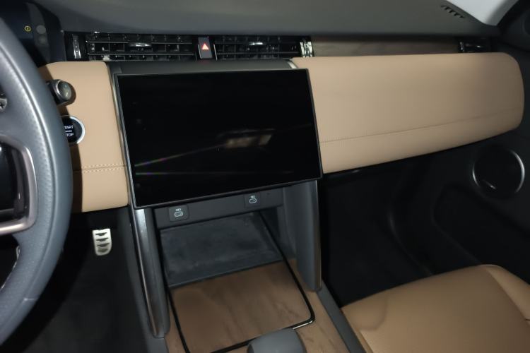 Used Land Rover Discovery Sport 2024 Luxury Custom Edition Audio And AC Panel