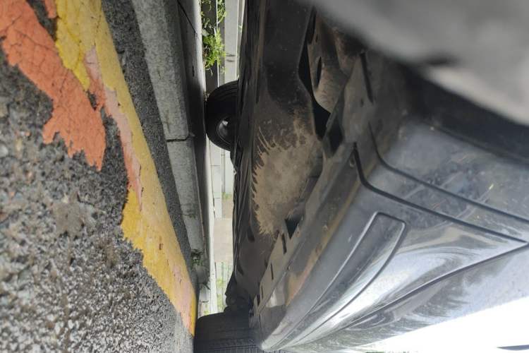 Used Land Rover Discovery Sport 2024 Performance Tech Edition Chassis Front Left