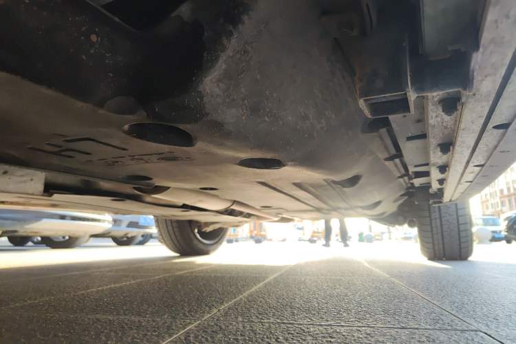 Used Land Rover Discovery Sport 2024 Performance Tech Edition Chassis Front Left