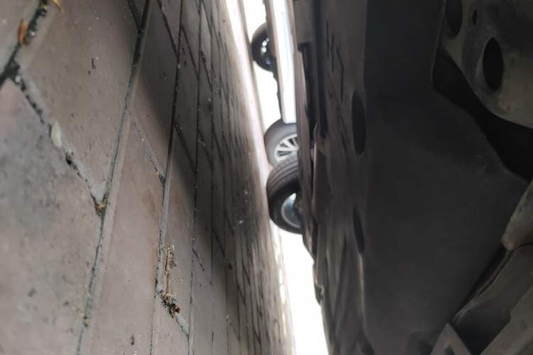 Used Land Rover Discovery Sport 2024 Performance Tech Edition Chassis Front Left