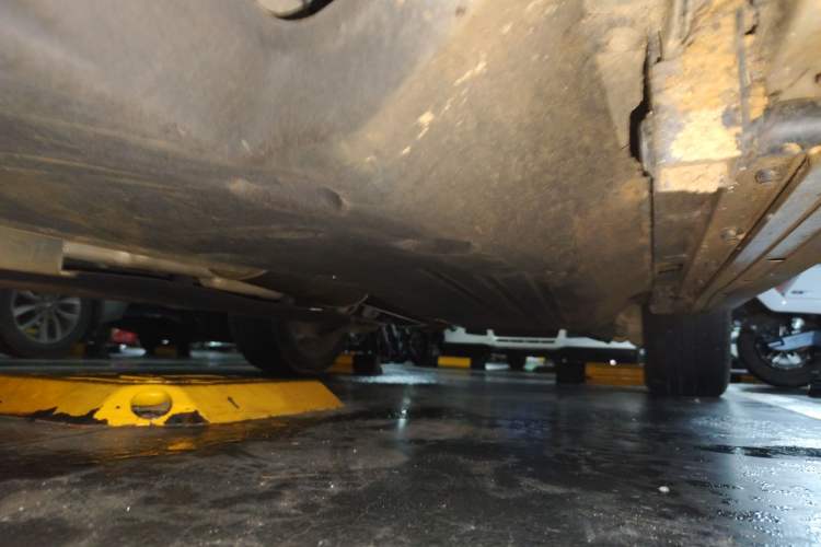 Used Land Rover Discovery Sport 2024 Luxury Custom Edition Chassis Front Left