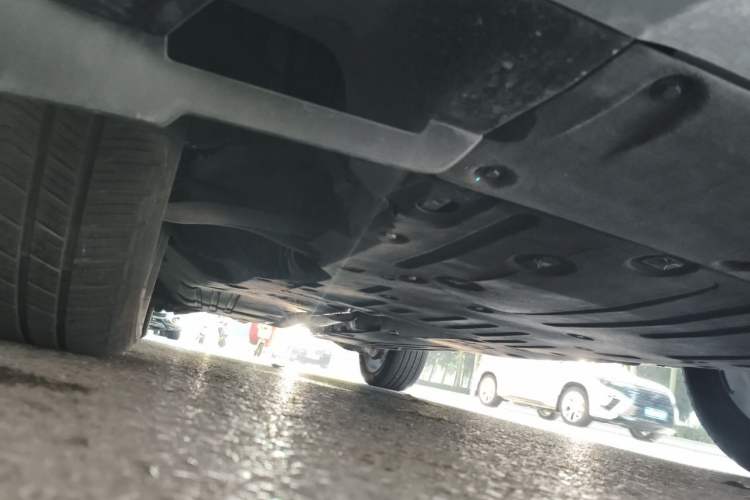 Used Land Rover Discovery Sport 2024 Luxury Custom Edition Chassis Front Right