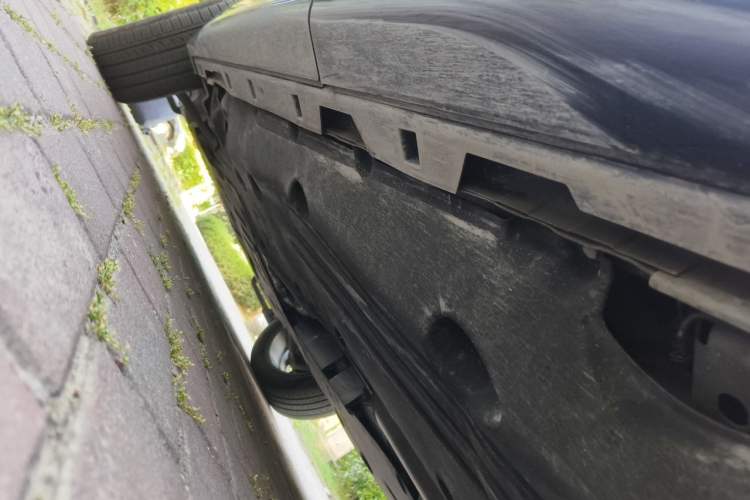 Used Land Rover Discovery Sport 2024 Performance Tech Edition Chassis Rear Left